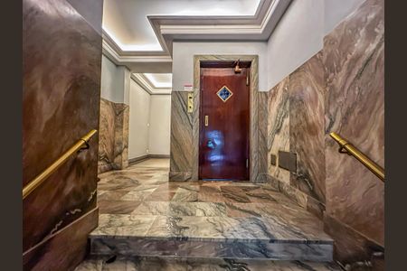 Apartamento para alugar com 120m², 3 quartos e sem vaga