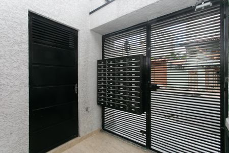 Apartamento para alugar com 43m², 2 quartos e 1 vagaÁrea comum - Entrada 