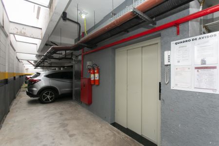 Apartamento para alugar com 43m², 2 quartos e 1 vagaÁrea comum / Elevador 