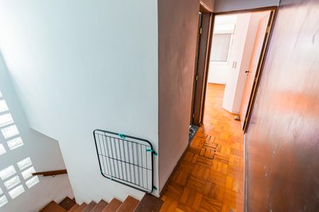 Casa à venda com 130m², 2 quartos e 2 vagasCorredor