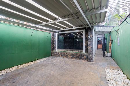 Casa à venda com 130m², 2 quartos e 2 vagasGaragem