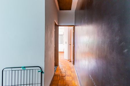 Casa à venda com 130m², 2 quartos e 2 vagasCorredor