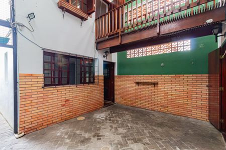 Casa à venda com 130m², 2 quartos e 2 vagasQuintal