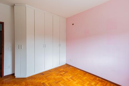 Casa à venda com 130m², 2 quartos e 2 vagasQuarto