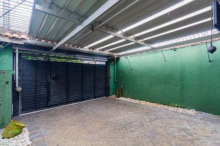 Casa à venda com 130m², 2 quartos e 2 vagasGaragem