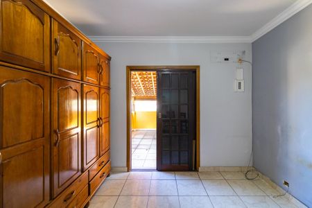 Casa à venda com 160m², 3 quartos e 2 vagas