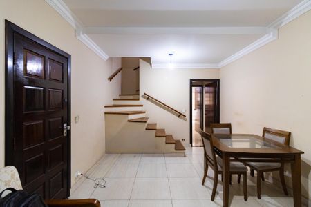 Casa à venda com 160m², 3 quartos e 2 vagas