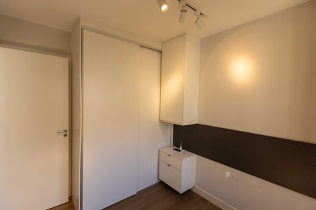 Quarto 1 de apartamento para alugar com 2 quartos, 34m² em Jurubatuba, São Paulo