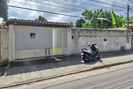 Casa para alugar com 450m², 2 quartos e 4 vagas Casa para alugar com 450m², 2 quartos e 4 vagasFachada