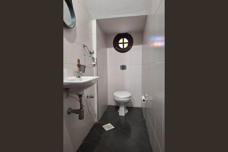 Casa para alugar com 450m², 2 quartos e 4 vagas Casa para alugar com 450m², 2 quartos e 4 vagasLavabo