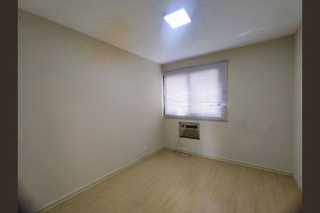 Apartamento à venda com 117m², 3 quartos e 2 vagasQuarto 2