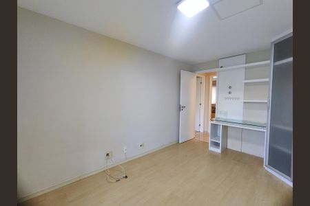 Apartamento à venda com 117m², 3 quartos e 2 vagasQuarto 1