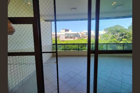 Apartamento à venda com 117m², 3 quartos e 2 vagasVaranda
