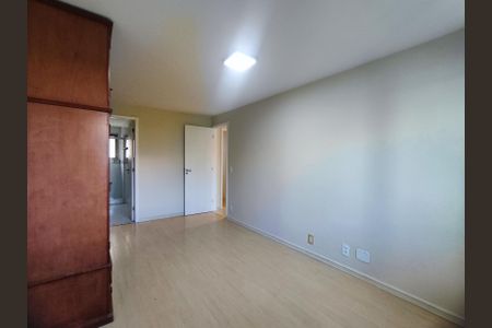 Apartamento à venda com 117m², 3 quartos e 2 vagasSuíte 