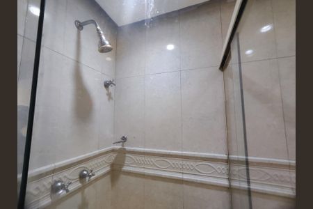Apartamento à venda com 117m², 3 quartos e 2 vagasBanheiro social