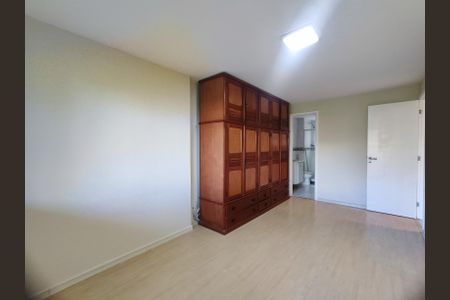 Apartamento à venda com 117m², 3 quartos e 2 vagasSuíte 