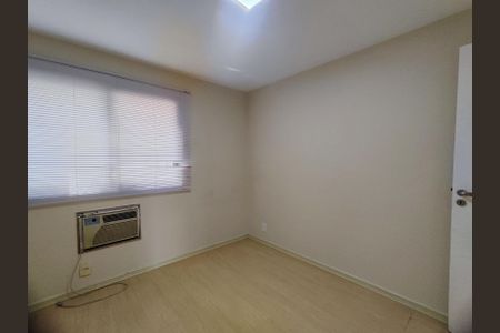 Apartamento à venda com 117m², 3 quartos e 2 vagasQuarto 2
