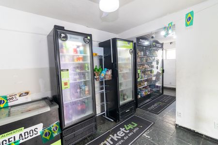 Apartamento para alugar com 55m², 2 quartos e 1 vagaMinimercado
