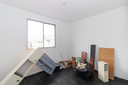 Quarto 2 de apartamento para alugar com 2 quartos, 55m² em Realengo, Rio de Janeiro