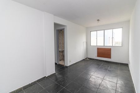 Sala de apartamento para alugar com 2 quartos, 55m² em Realengo, Rio de Janeiro