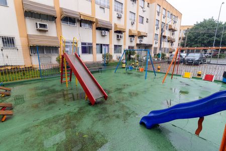 Apartamento para alugar com 55m², 2 quartos e 1 vagaÁrea comum - Playground