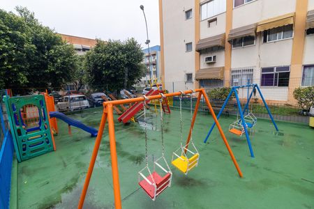 Apartamento para alugar com 55m², 2 quartos e 1 vagaÁrea comum - Playground