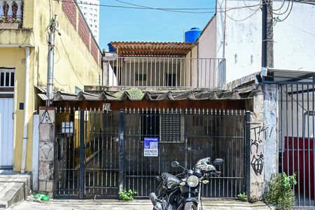 Casa à venda com 160m², 2 quartos e 2 vagasFachada