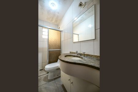 Casa à venda com 160m², 2 quartos e 2 vagasBanheiro