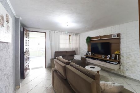 Casa à venda com 3 quartos, 220m² em Vila Guilherme, São Paulo