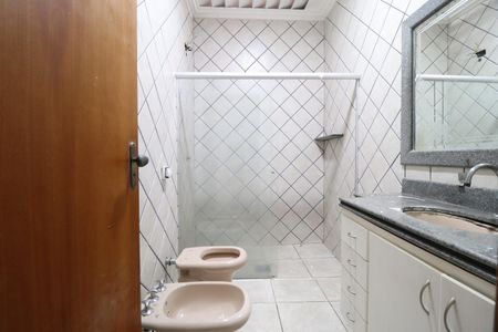 Casa para alugar com 300m², 4 quartos e 2 vagasBanheiro do Quarto 3