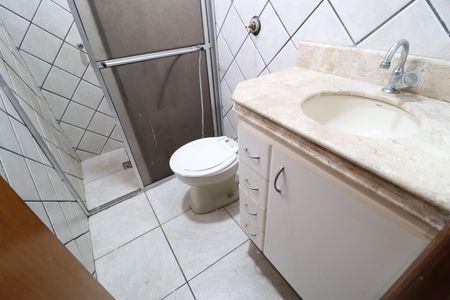 Casa para alugar com 300m², 4 quartos e 2 vagasBanheiro do Quarto 2