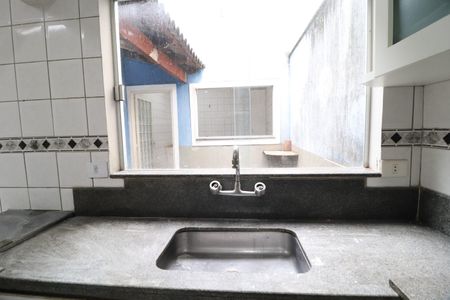 Casa para alugar com 300m², 4 quartos e 2 vagasCozinha