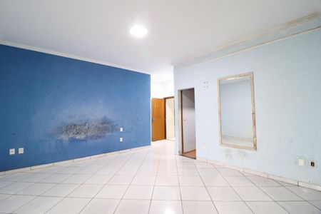 Casa para alugar com 300m², 4 quartos e 2 vagasQuarto 1 - Suíte