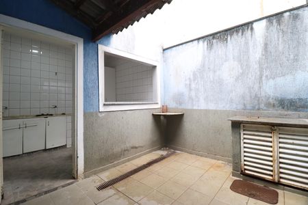 Casa para alugar com 300m², 4 quartos e 2 vagasÁrea de Serviço