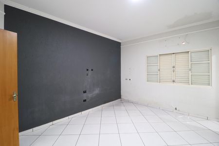 Casa para alugar com 300m², 4 quartos e 2 vagasQuarto 2 - Suíte