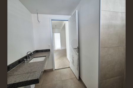 Apartamento à venda com 184m², 3 quartos e 2 vagas2º Banheiro do Quarto 1