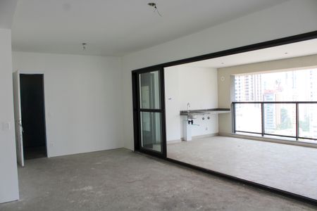 Apartamento à venda com 184m², 3 quartos e 2 vagasVaranda