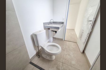 Apartamento à venda com 184m², 3 quartos e 2 vagas1º Banheiro do Quarto 1