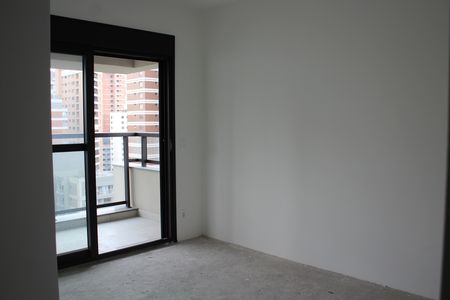 Apartamento à venda com 184m², 3 quartos e 2 vagasSuíte 1