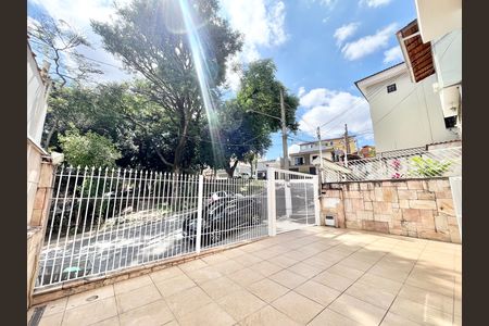 Casa para alugar com 300m², 5 quartos e 5 vagas Casa para alugar com 300m², 5 quartos e 5 vagasGaragem
