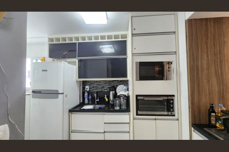 Apartamento para alugar com 60m², 1 quarto e 1 vaga Apartamento para alugar com 60m², 1 quarto e 1 vagaCozinha - Armários