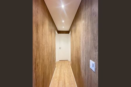 Apartamento à venda com 60m², 2 quartos e 2 vagasFoto 03