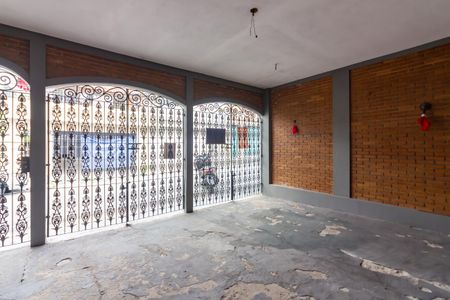 Casa à venda com 154m², 2 quartos e 2 vagasGaragem