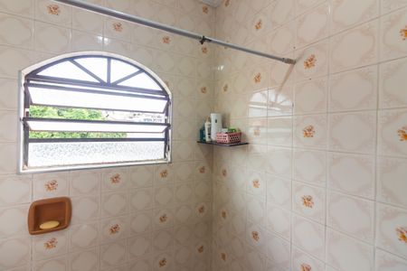 Casa à venda com 154m², 2 quartos e 2 vagasBanheiro 2