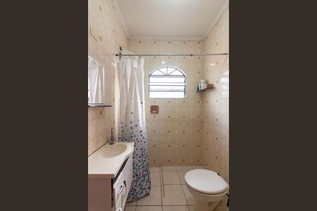 Casa à venda com 154m², 2 quartos e 2 vagasBanheiro 2