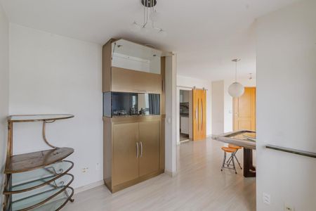 Apartamento à venda com 94m², 2 quartos e 2 vagasSala