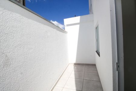 Apartamento à venda com 55m², 2 quartos e 1 vaga Apartamento à venda com 55m², 2 quartos e 1 vagaGarden/Área privativa