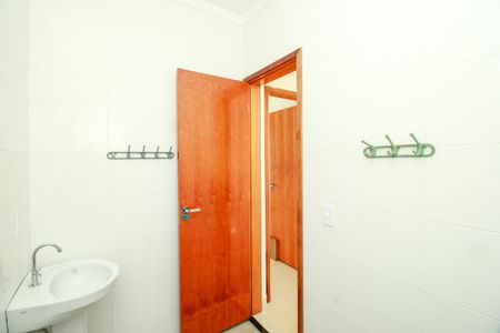 Apartamento à venda com 55m², 2 quartos e 1 vaga Apartamento à venda com 55m², 2 quartos e 1 vagaBanheiro