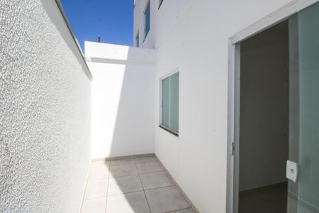 Apartamento à venda com 55m², 2 quartos e 1 vaga Apartamento à venda com 55m², 2 quartos e 1 vagaGarden/Área privativa
