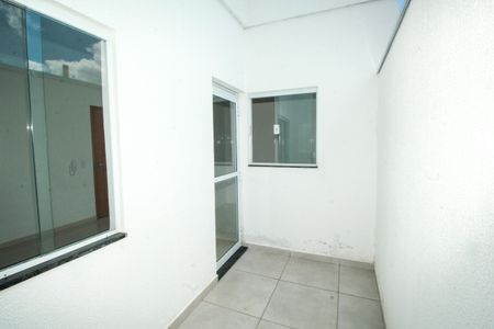 Apartamento à venda com 55m², 2 quartos e 1 vaga Apartamento à venda com 55m², 2 quartos e 1 vagaÁrea de Serviço